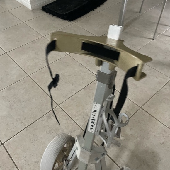 Golf push cart 2 wheeler 
Foldable - Picture 4 of 10